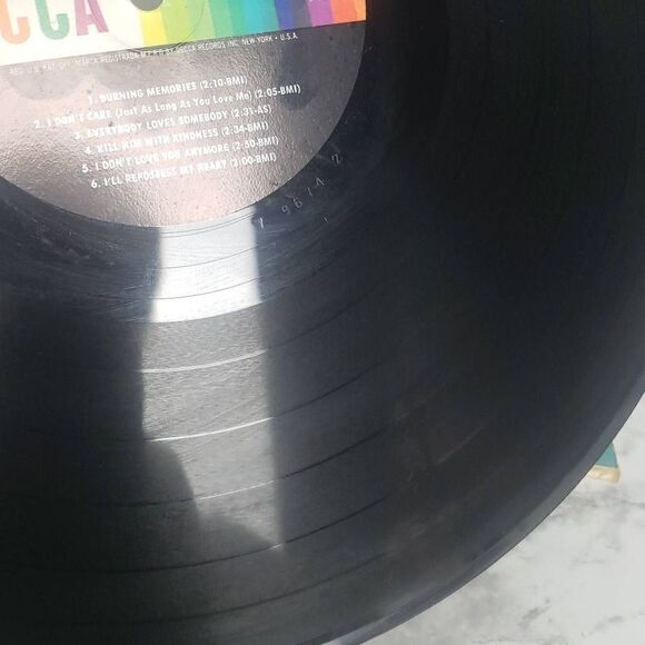 Kitty Wells Burning Memories Vinyl Record - Picture 9 of 12